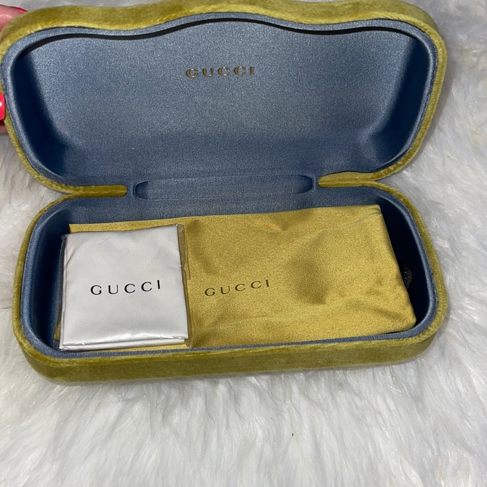 GUCCI sunglass case with silk type duster bag & GUCCI cloth